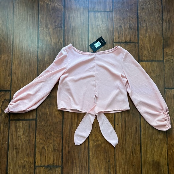 Pink blouse - Picture 2 of 3